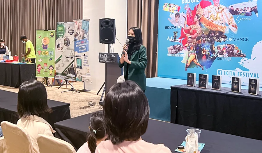 轻松育儿：EQ 决定 IQ
